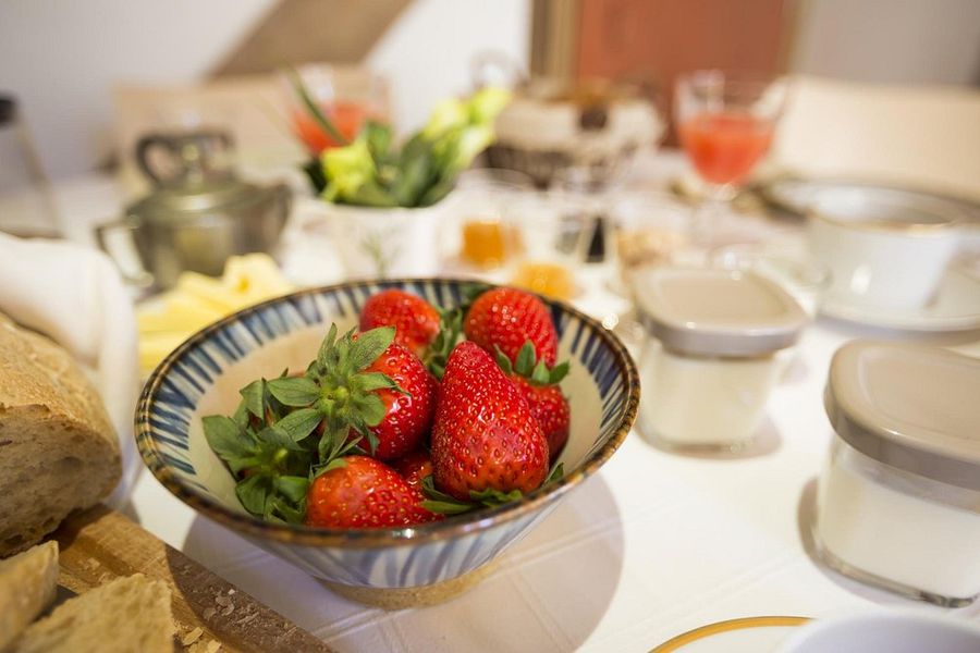 A Taste of Burgundy - 5 Days food